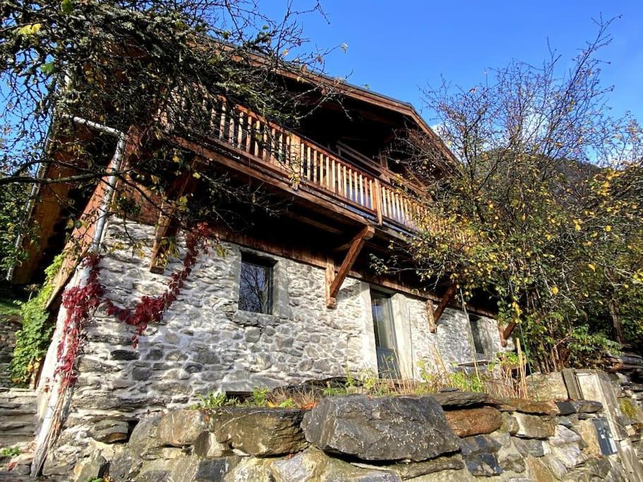 300-year-old * Servoz